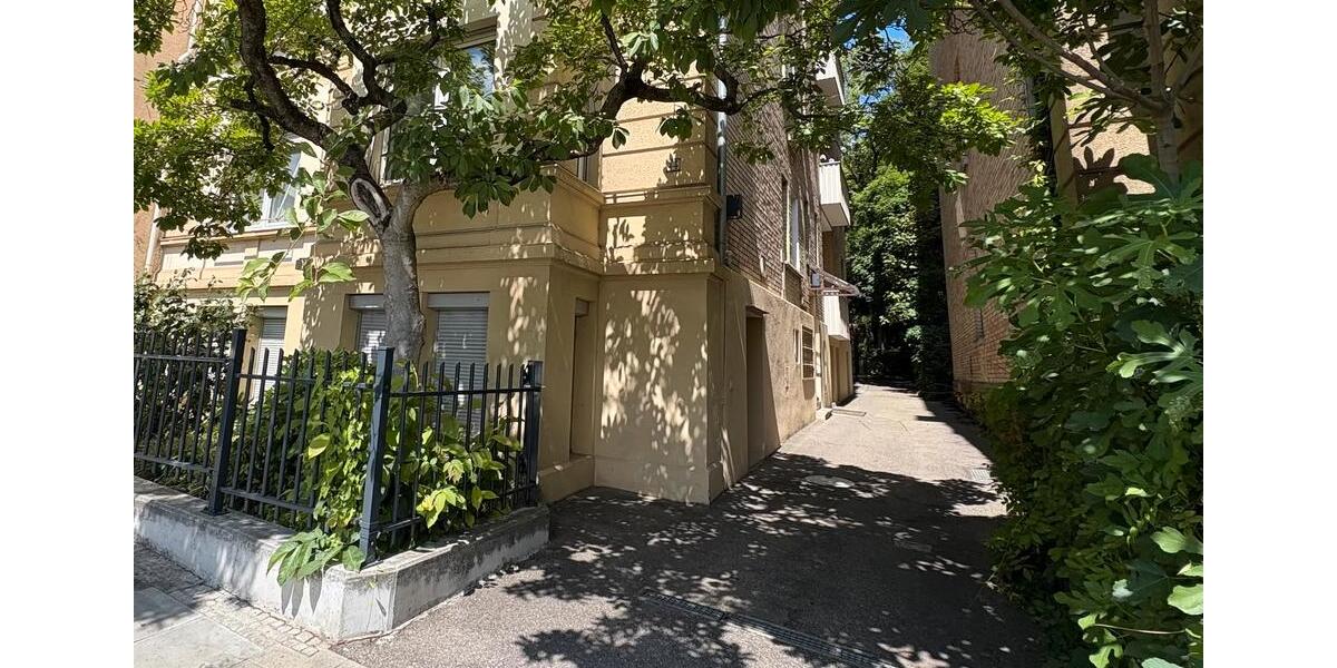 Dachgeschoßwohnung Stuttgart Stuttgart-West - 3 Zimmer, 72 m&sup2;, 579.000&euro; | Angebot:25611761