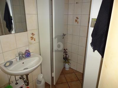 LOKAL MIT WOHNUNGSUMBAUOPTION - Gewerbeobjekt Stuttgart Untertürkheim Untertürkheim | Angebot:26378369