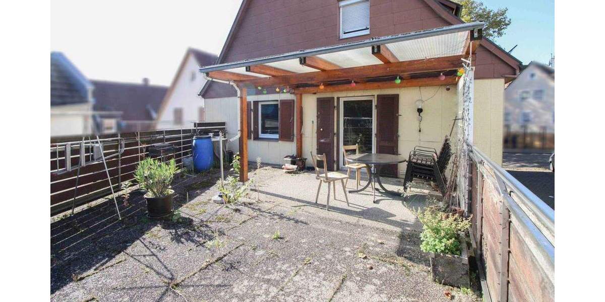 Mehrfamilienhaus, Wohnhaus Stuttgart Heumaden - 9 Zimmer, 154 m&sup2;, 398.000&euro; | Angebot:25718008