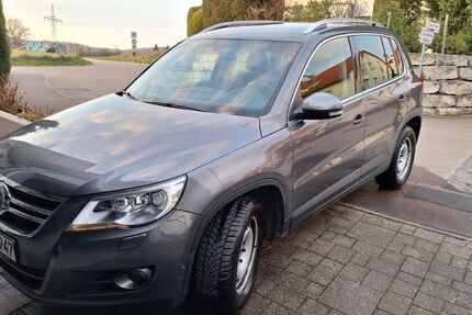 VW Tiguan 148.354 km 8.990 &euro; Stuttgart 70619