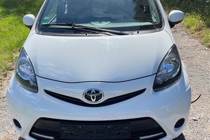 Toyota Aygo (X) 29.500 km 7.000 &euro; Backnang 71522