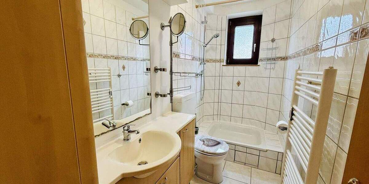 Etagenwohnung Stuttgart Bad Cannstatt - 3 Zimmer, 59 m&sup2;, 249.000&euro; | Angebot:25669339