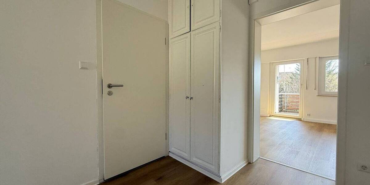 Etagenwohnung Stuttgart / Degerloch Degerloch - 3 Zimmer, 86 m&sup2;, 1.200&euro; | Angebot:26028333