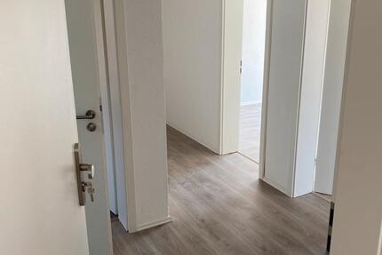 Wohnung Wüstenrot - 4 Zimmer, 80 m&sup2;, 850&euro; | Angebot:25272104