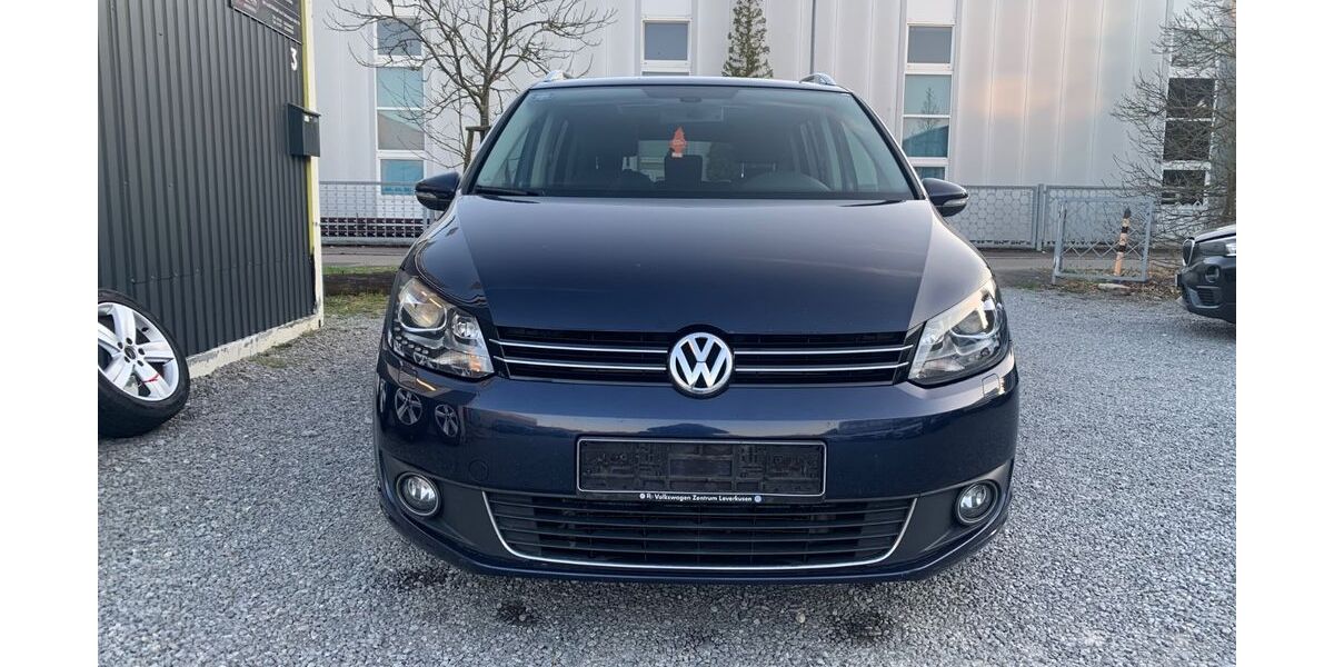 VW Touran 187.900 km 10.699 &euro; Sindelfingen 71069