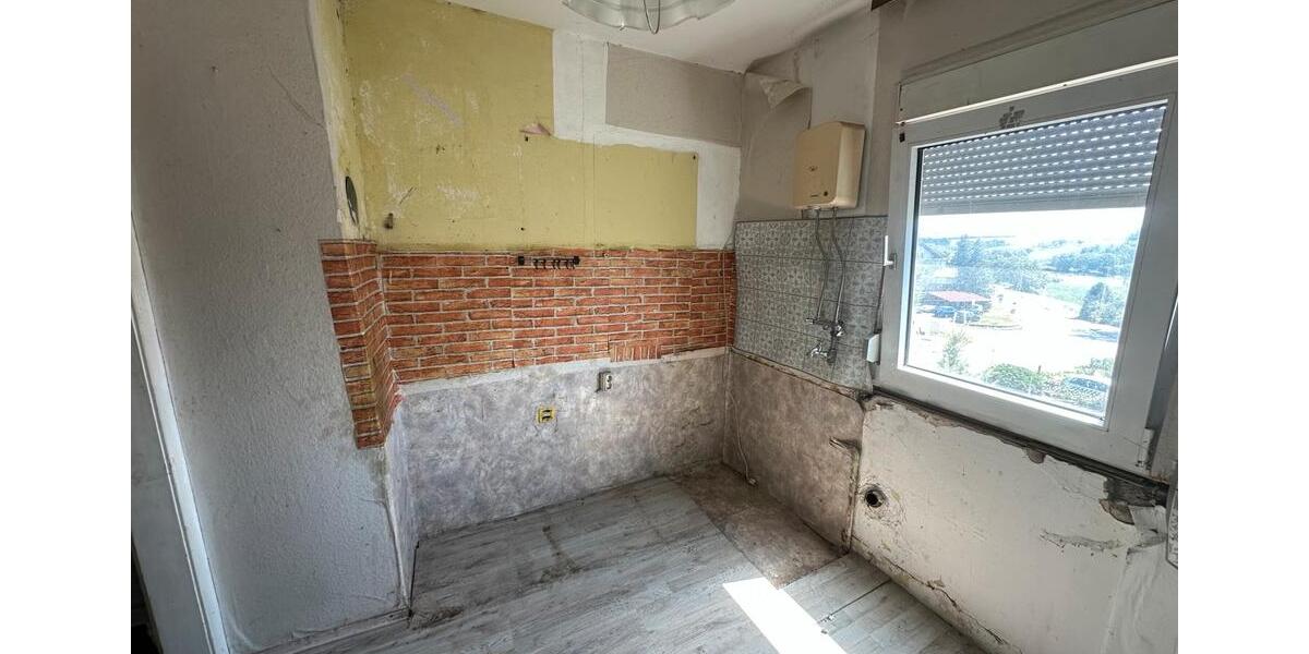 Mehrfamilienhaus, Wohnhaus Backnang - 9 Zimmer, 150 m&sup2;, 180.000&euro; | Angebot:25126406