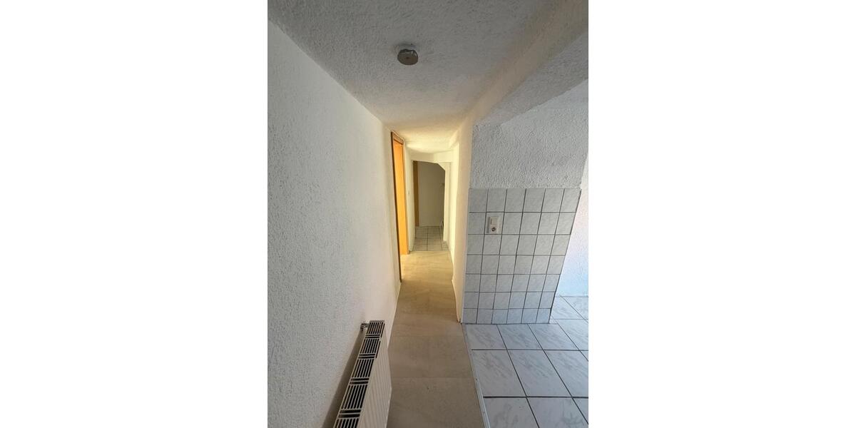 Erdgeschoßwohnung Uhingen - 3 Zimmer, 62 m&sup2;, 800&euro; | Angebot:27534810