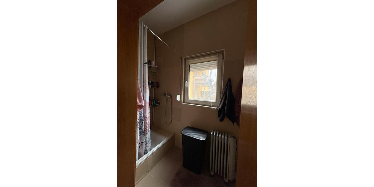 Erdgeschoßwohnung Stuttgart Zuffenhausen - 3 Zimmer, 63 m&sup2;, 1.095&euro; | Angebot:25932454