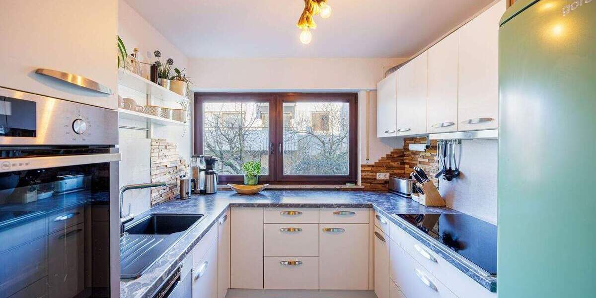 Etagenwohnung Stuttgart Bad Cannstatt - 3 Zimmer, 100 m&sup2;, 549.000&euro; | Angebot:25742440