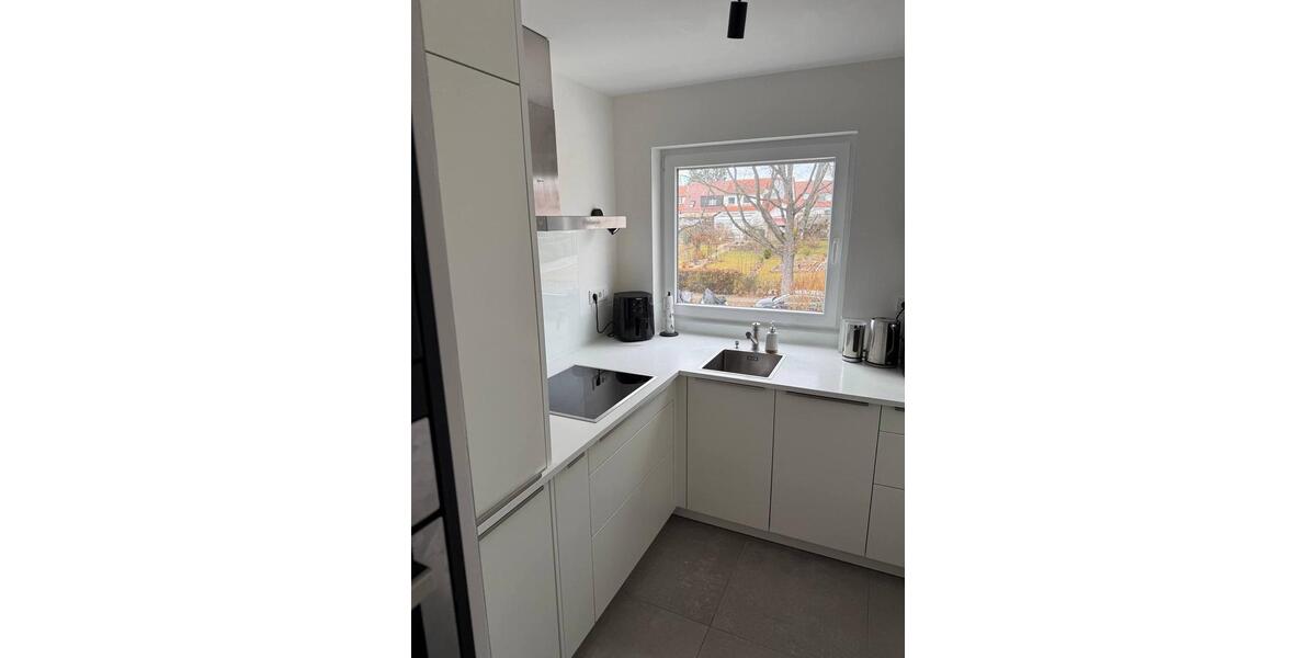 Etagenwohnung Stuttgart Degerloch - 2 Zimmer, 56 m&sup2;, 1.100&euro; | Angebot:25365038