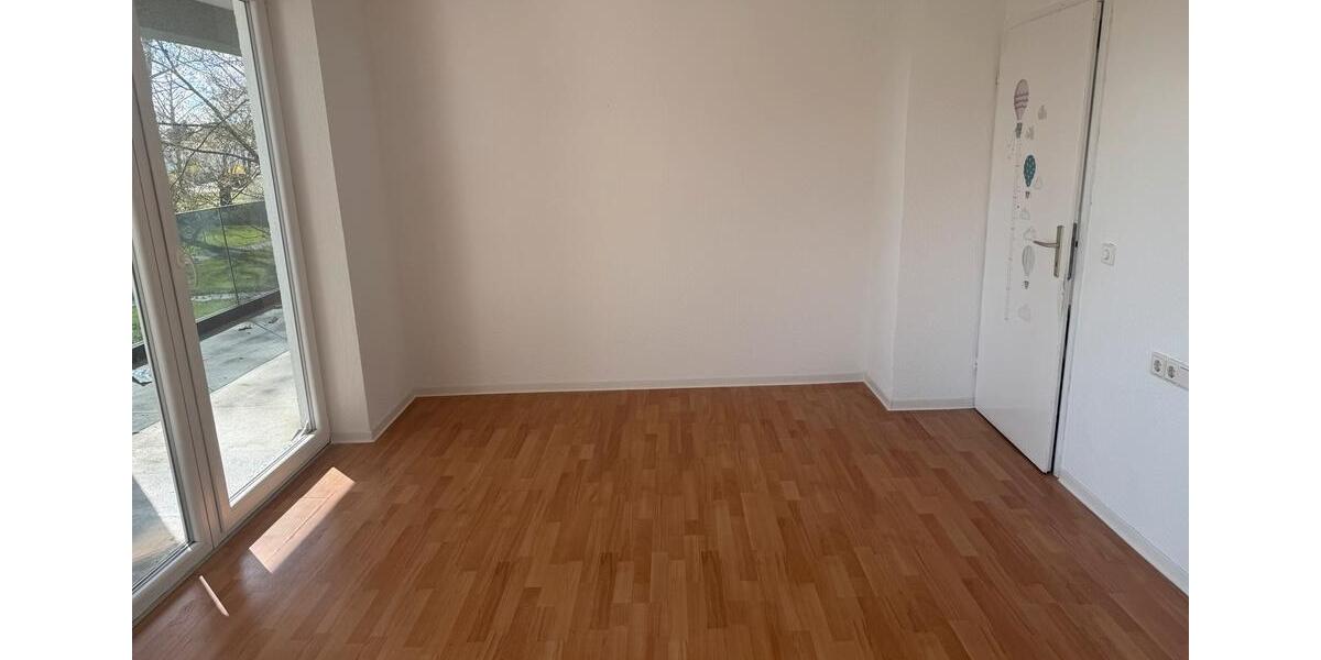 Etagenwohnung Göppingen - 3 Zimmer, 97 m&sup2;, 1.100&euro; | Angebot:25992467