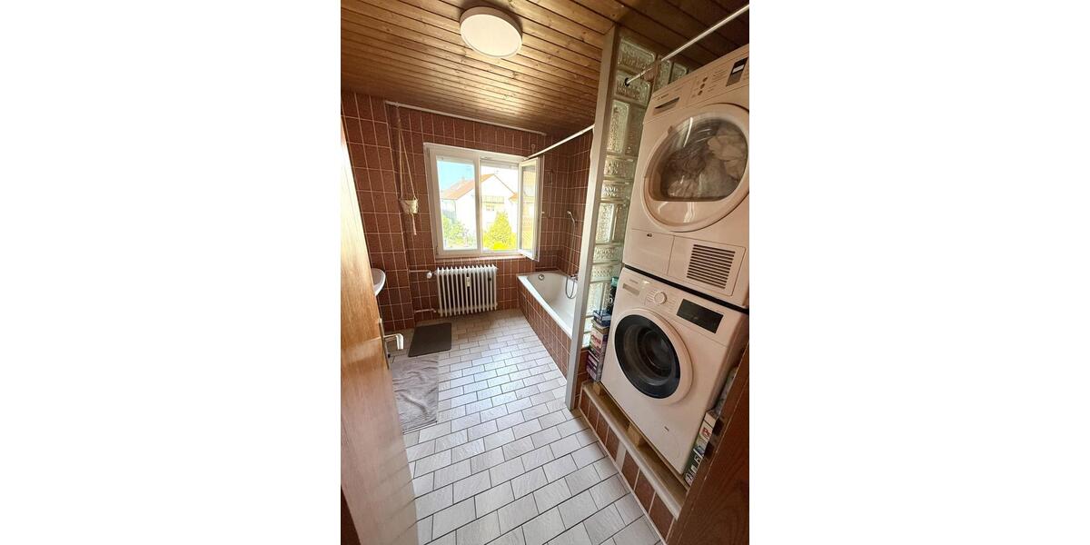 Etagenwohnung Waiblingen Bittenfeld - 4 Zimmer, 110 m&sup2;, 1.250&euro; | Angebot:27594267