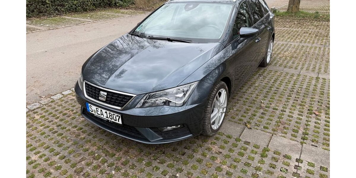 Seat Leon 148.500 km 11.990 &euro; Stuttgart 70376