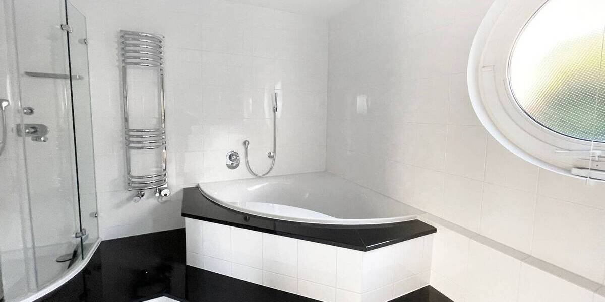 Etagenwohnung Stuttgart Süd - 4 Zimmer, 210 m&sup2;, 1.690.000&euro; | Angebot:25749367