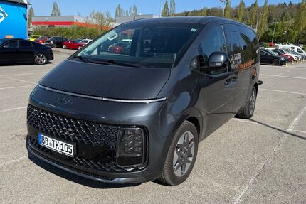 Hyundai STARIA 176.000 km 23.999 &euro; Sindelfingen 71065