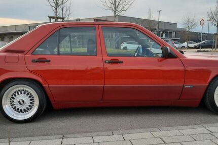 Mercedes-Benz 190 102.000 km 17.500 &euro; Ebersbach 73061