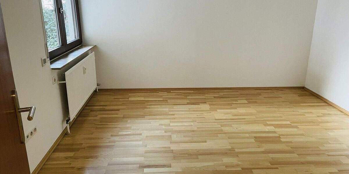Etagenwohnung Esslingen am Neckar Krummenacker - 2 Zimmer, 64 m&sup2;, 250.000&euro; | Angebot:25823688