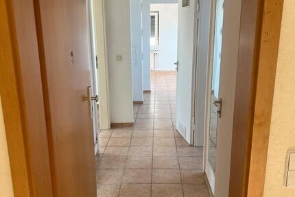 Wohnung Remshalden - 3 Zimmer, 65 m&sup2;, 900&euro; | Angebot:25957108