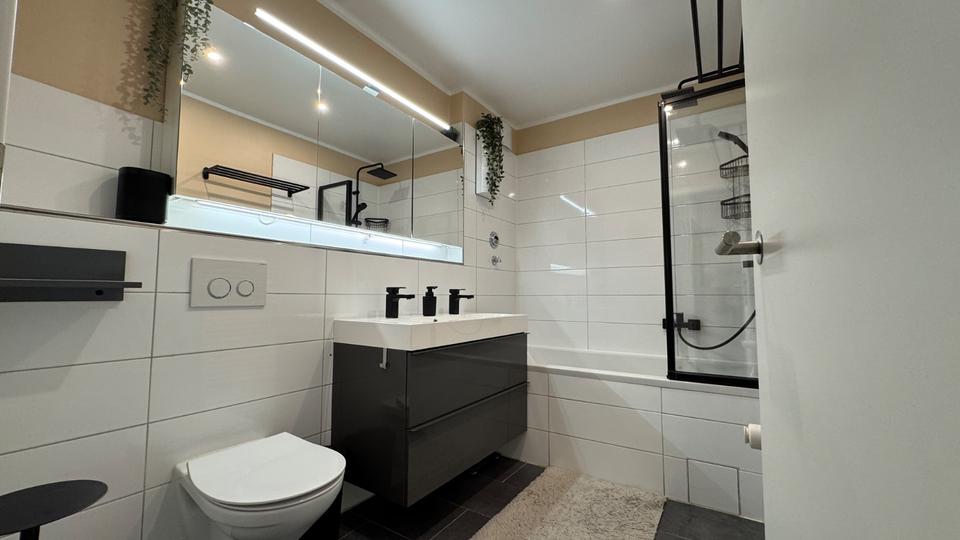 Hochparterre Böblingen - 3 Zimmer, 1.800&euro; | Angebot:23103180