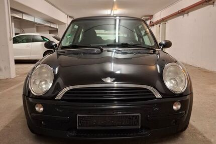Mini ONE 166.000 km 800 &euro; Stuttgart 70186