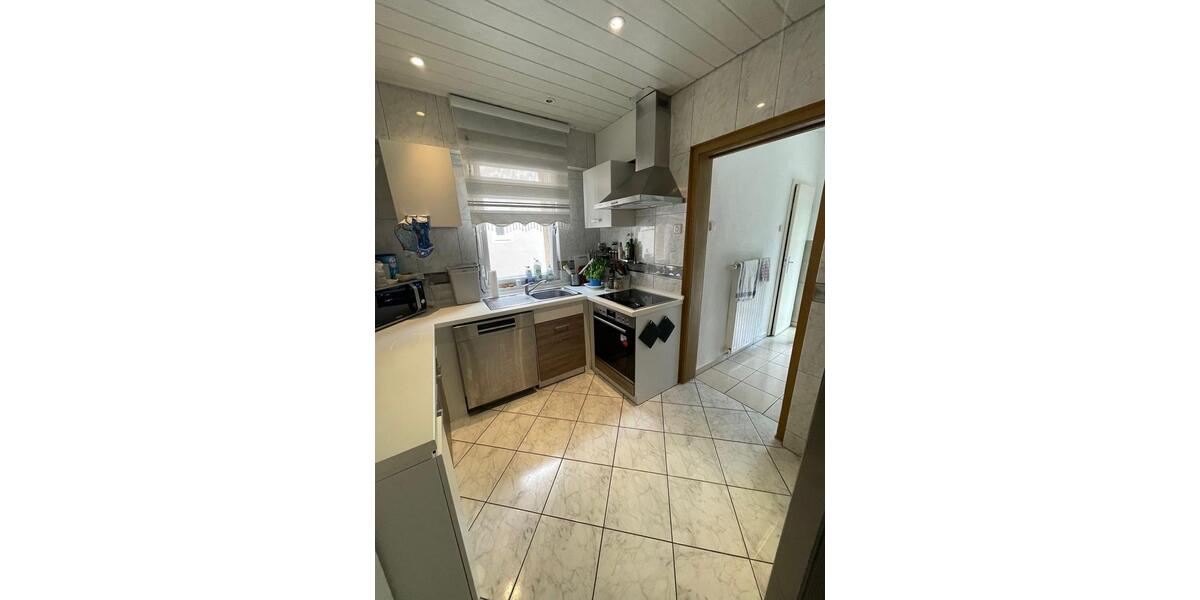 Erdgeschoßwohnung Stuttgart Zuffenhausen - 3.5 Zimmer, 80 m&sup2;, 1.450&euro; | Angebot:26676199