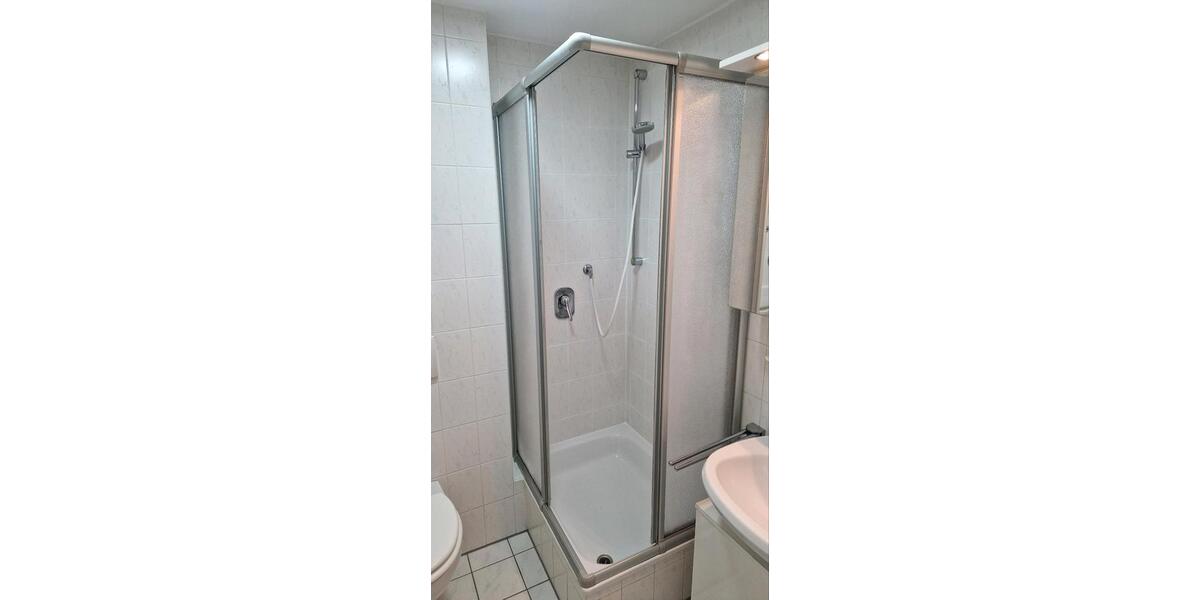 Etagenwohnung Stuttgart Bad Cannstatt - 2 Zimmer, 33 m&sup2;, 780&euro; | Angebot:25894882