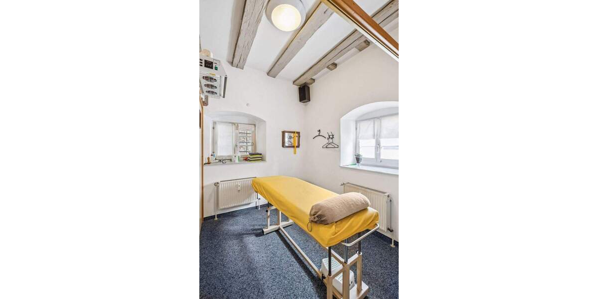 Gewerbeobjekt Ludwigsburg Oßweil - 3 Zimmer, 100 m&sup2;, 299.000&euro; | Angebot:25777877