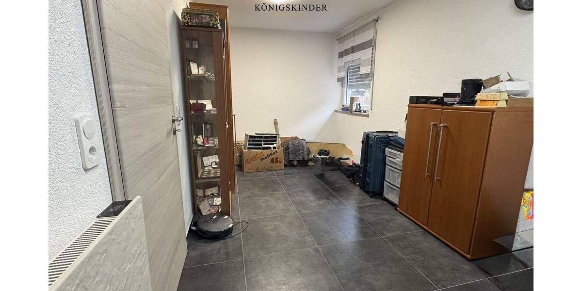 Reihenendhaus Albershausen - 7 Zimmer, 176 m&sup2;, 540.000&euro; | Angebot:25731908
