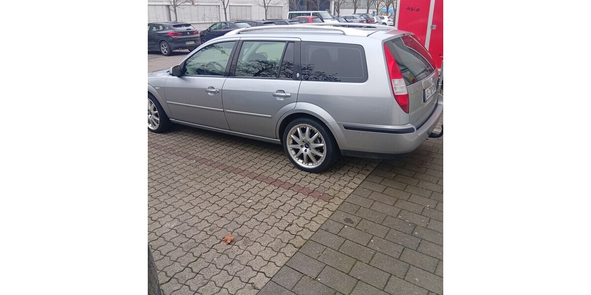 Ford Mondeo 180.000 km 3.900 &euro; Korntal-Münchingen 70825