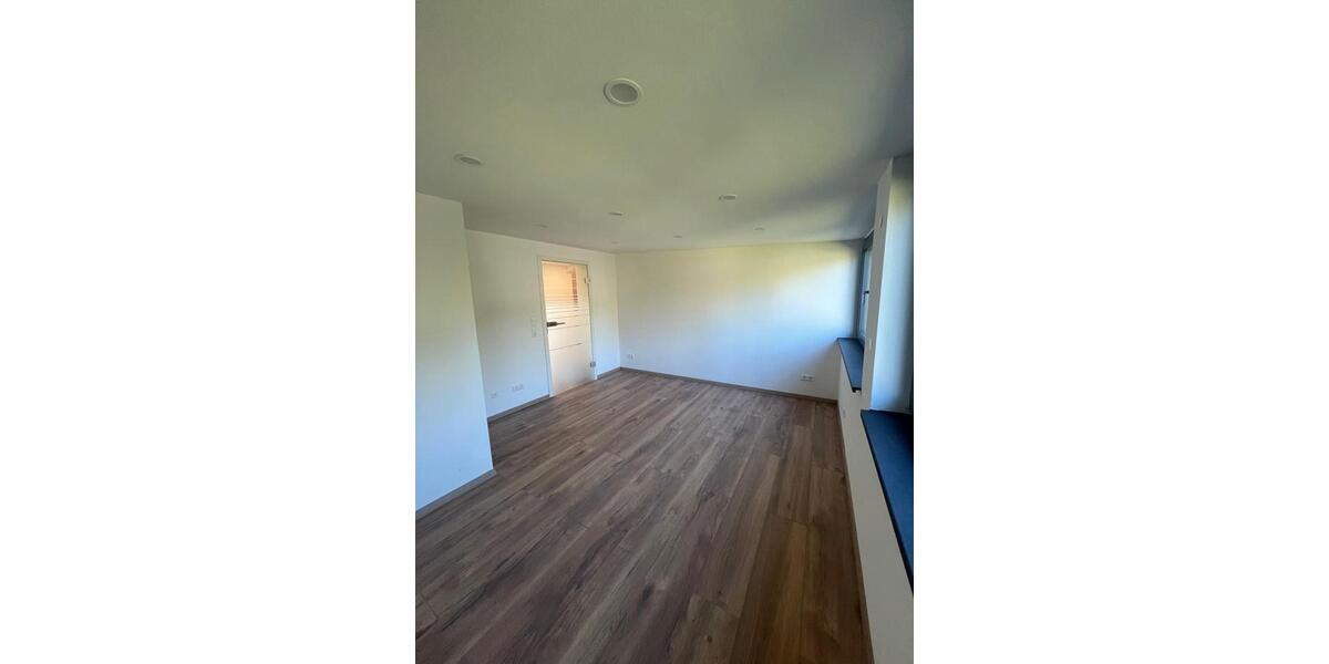Maisonettenwohnung Sindelfingen - 3.5 Zimmer, 120 m&sup2;, 1.700&euro; | Angebot:26680568