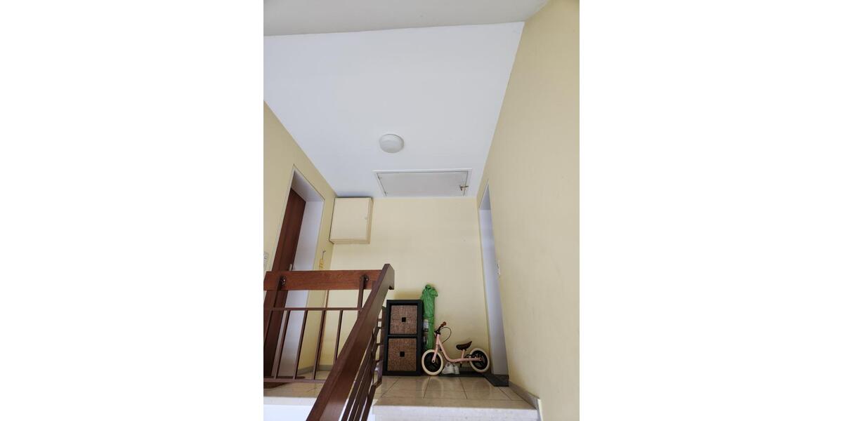 Dachgeschoßwohnung Stuttgart Neuwirtshaus - 1.5 Zimmer, 38 m&sup2;, 745&euro; | Angebot:25355160