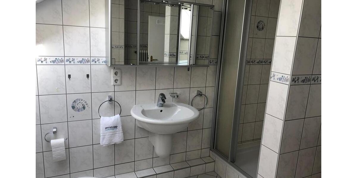 Dachgeschoßwohnung Sindelfingen - 3 Zimmer, 62 m&sup2;, 1.150&euro; | Angebot:25414574