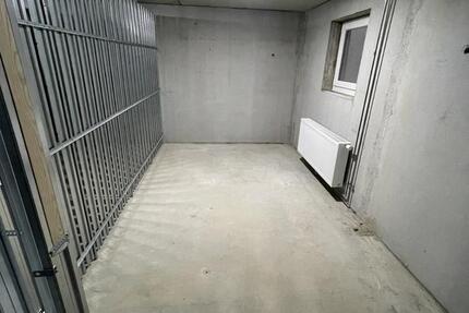 Gewerbeobjekt Esslingen am Neckar Pliensauvorstadt - 100&euro; | Angebot:25094841