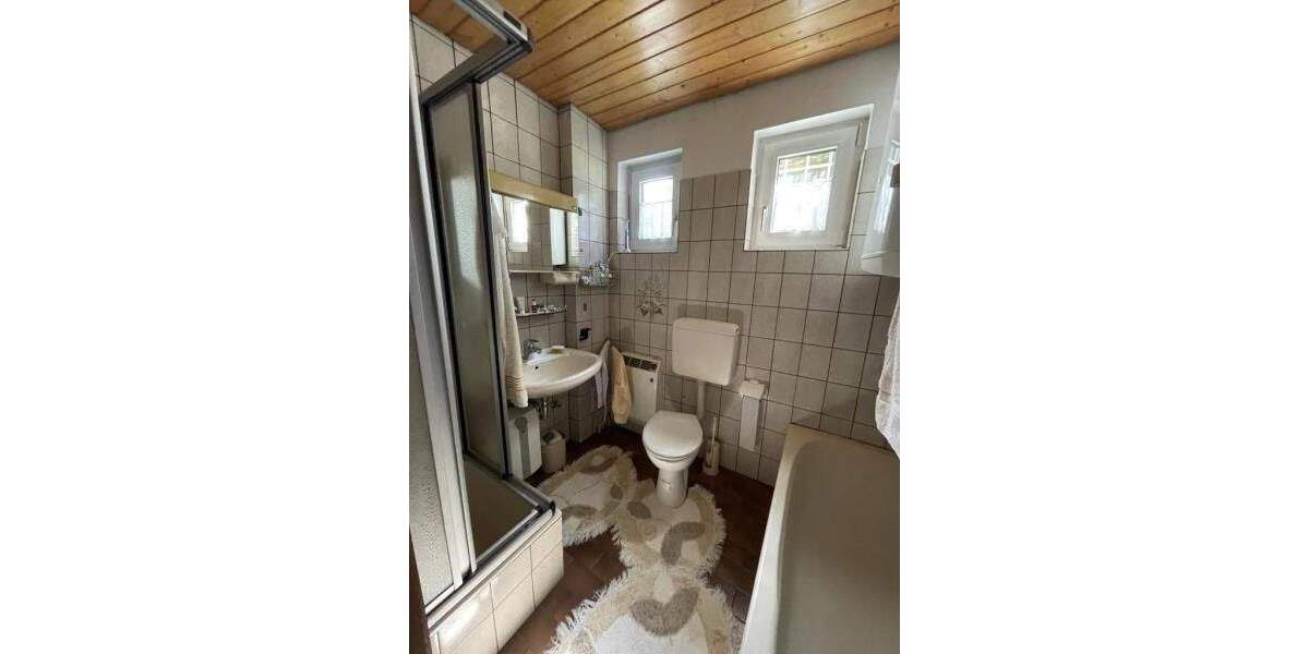 Mehrfamilienhaus, Wohnhaus Göppingen Faurndau - 6 Zimmer, 146 m&sup2;, 395.000&euro; | Angebot:25746406