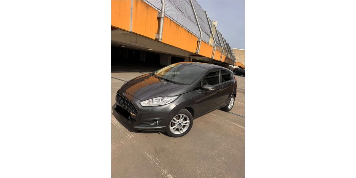 Ford Fiesta 69.066 km 5.649 &euro; Esslingen am Neckar 73732