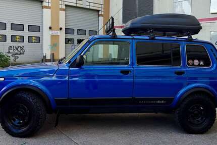 Lada 4x4 52.000 km 19.900 &euro; Uhingen 73066