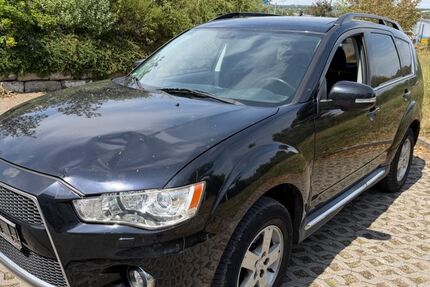 Mitsubishi Outlander 260.000 km 6.400 &euro; Stuttgart 70437