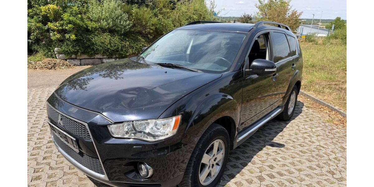 Mitsubishi Outlander 260.000 km 6.400 &euro; Stuttgart 70437