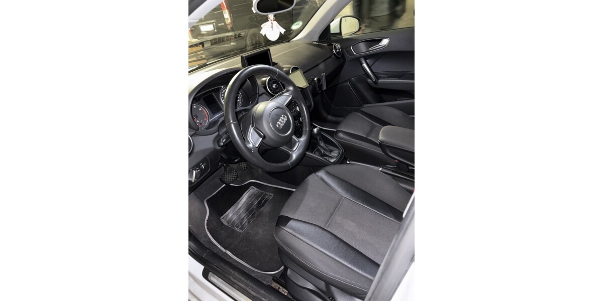 Audi audi a1 83.763 km 13.500 &euro; Stuttgart 70173