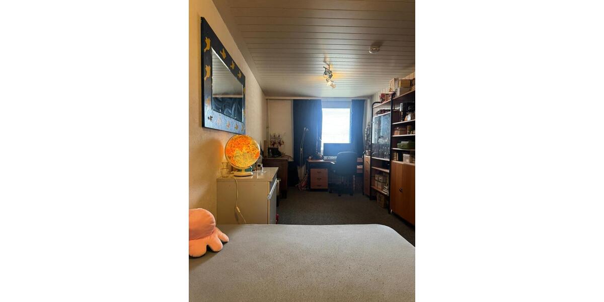 Etagenwohnung Sindelfingen Eichholz - 4.5 Zimmer, 110 m&sup2;, 340.000&euro; | Angebot:24561136