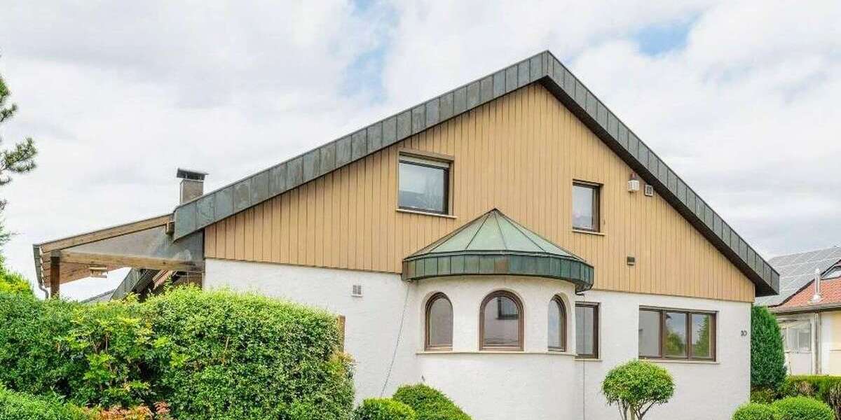 Einfamilienhaus Bönnigheim - 10 Zimmer, 320 m&sup2;, 750.000&euro; | Angebot:25541563