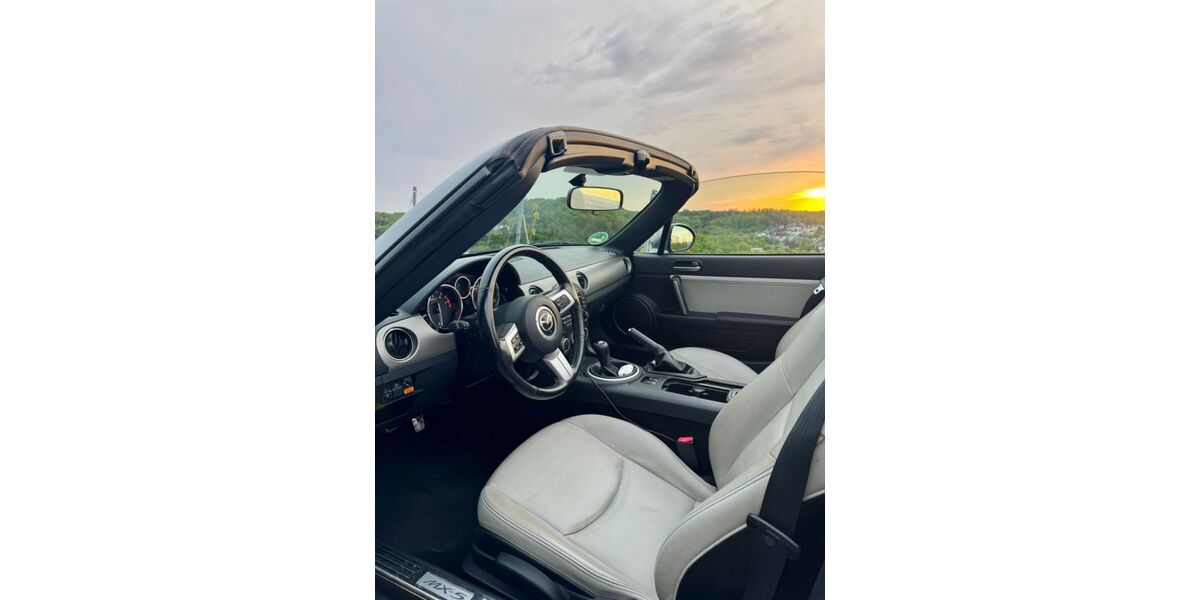 Mazda MX-5 142.000 km 8.400 &euro; Remshalden 73630
