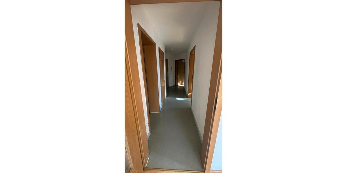 Etagenwohnung Weilheim an der Teck - 3 Zimmer, 75 m&sup2;, 1.300&euro; | Angebot:25958375