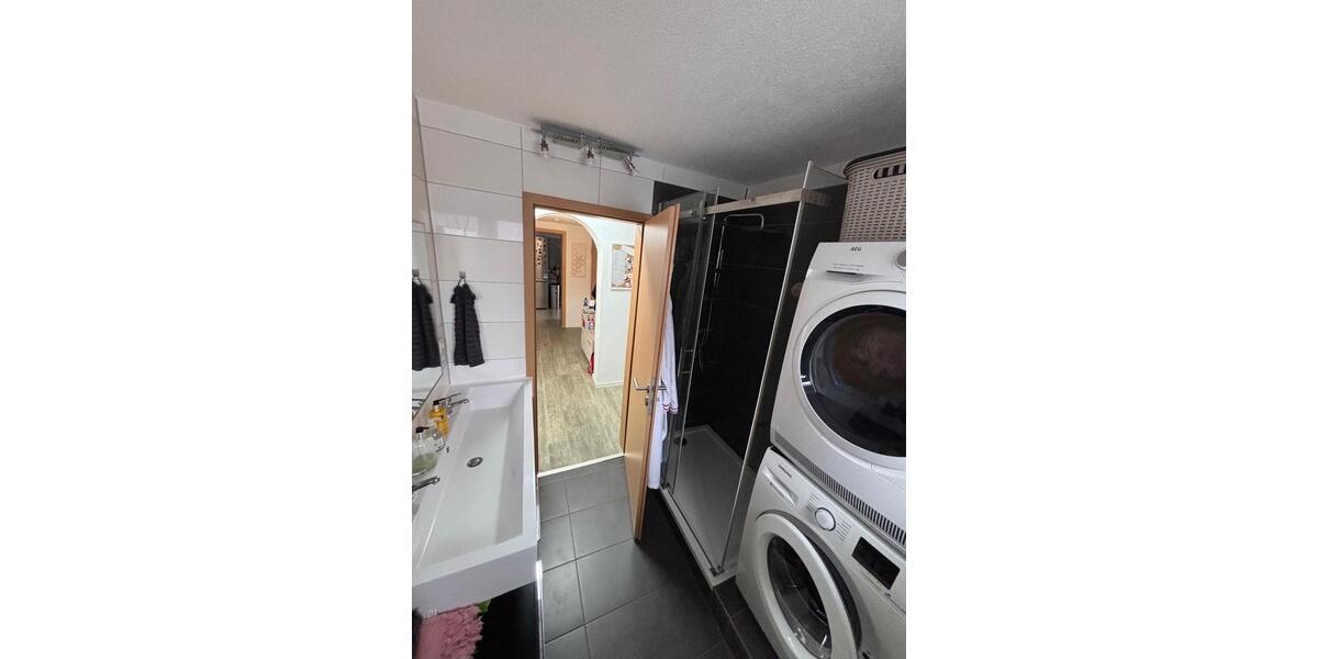 Mehrfamilienhaus, Wohnhaus Großbottwar - 7.5 Zimmer, 197 m&sup2;, 629.000&euro; | Angebot:24393256