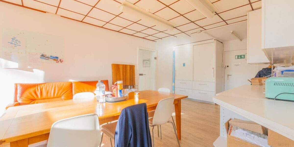 Etagenwohnung Stuttgart Asemwald - 2 Zimmer, 63 m&sup2;, 199.000&euro; | Angebot:25685457