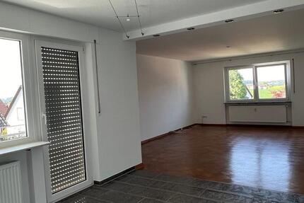 Wohnung Großbottwar - 3.5 Zimmer, 93 m&sup2;, 1.000&euro; | Angebot:24838117