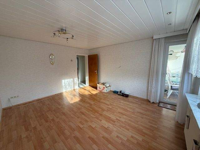 Einfamilienhaus Dettenhausen - 7 Zimmer, 130 m&sup2;, 498.000&euro; | Angebot:25696029