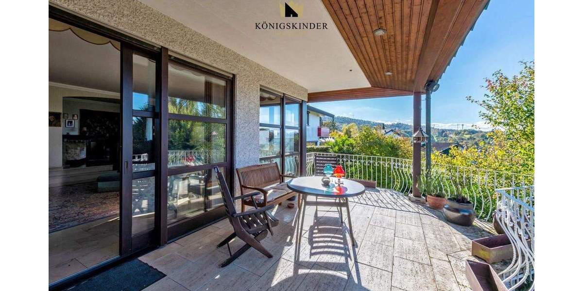 Einfamilienhaus Schorndorf - 7 Zimmer, 240 m&sup2;, 980.000&euro; | Angebot:25731507