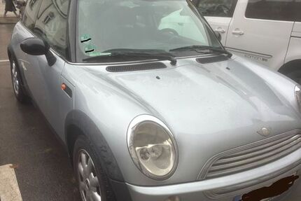 Mini ONE 179.000 km 2.500 &euro; Gerlingen 70839