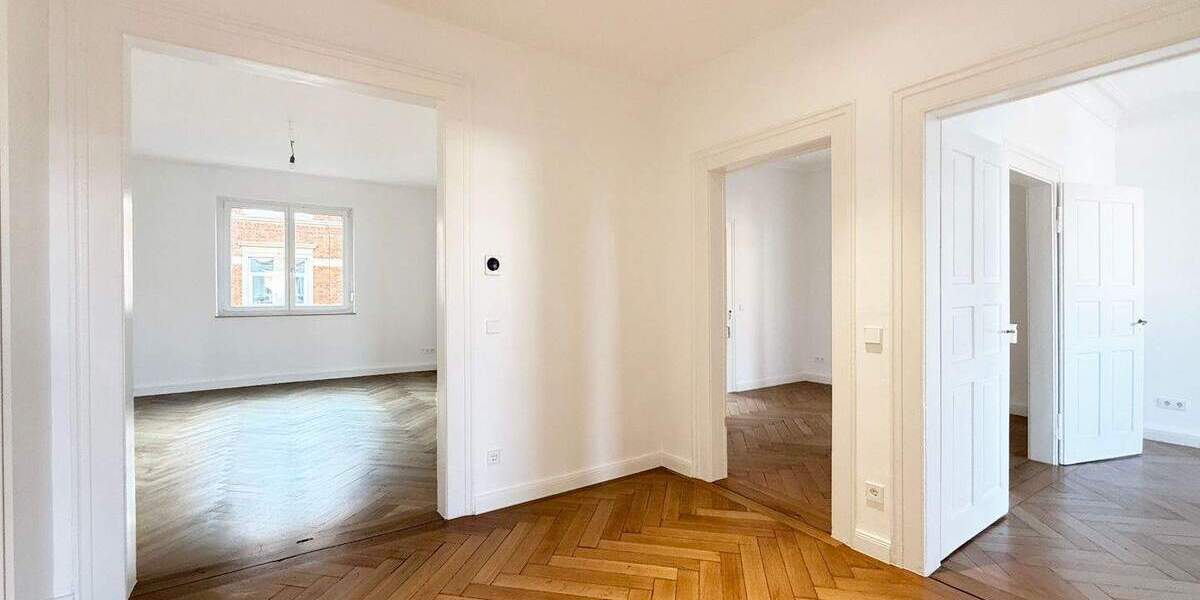 Etagenwohnung Stuttgart West - 5 Zimmer, 140 m&sup2;, 2.450&euro; | Angebot:25837745
